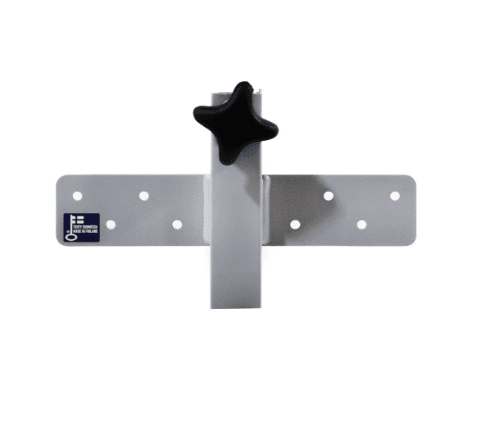 Nousutuki moottoroituun s&auml;nkyyn ruuvikiinnitys