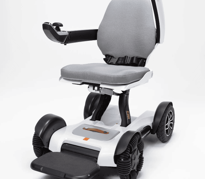 S&auml;hk&ouml;py&ouml;r&auml;tuoli Go2 on moderni, kapea ja vakaa apuv&auml;line arkeen