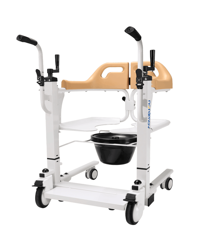 Siirtotuoli manuaalisella nostomekanismilla on helppok&auml;ytt&ouml;inen apuv&auml;line potilassiirtoihin